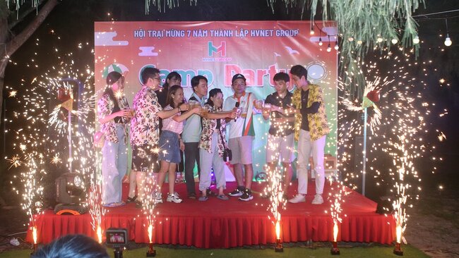 Sinh nhật lần thứ 7 của HVNet Group - Cùng nhau đập tan nhàm chán tại biển Hồ Cốc - Vũng Tàu
